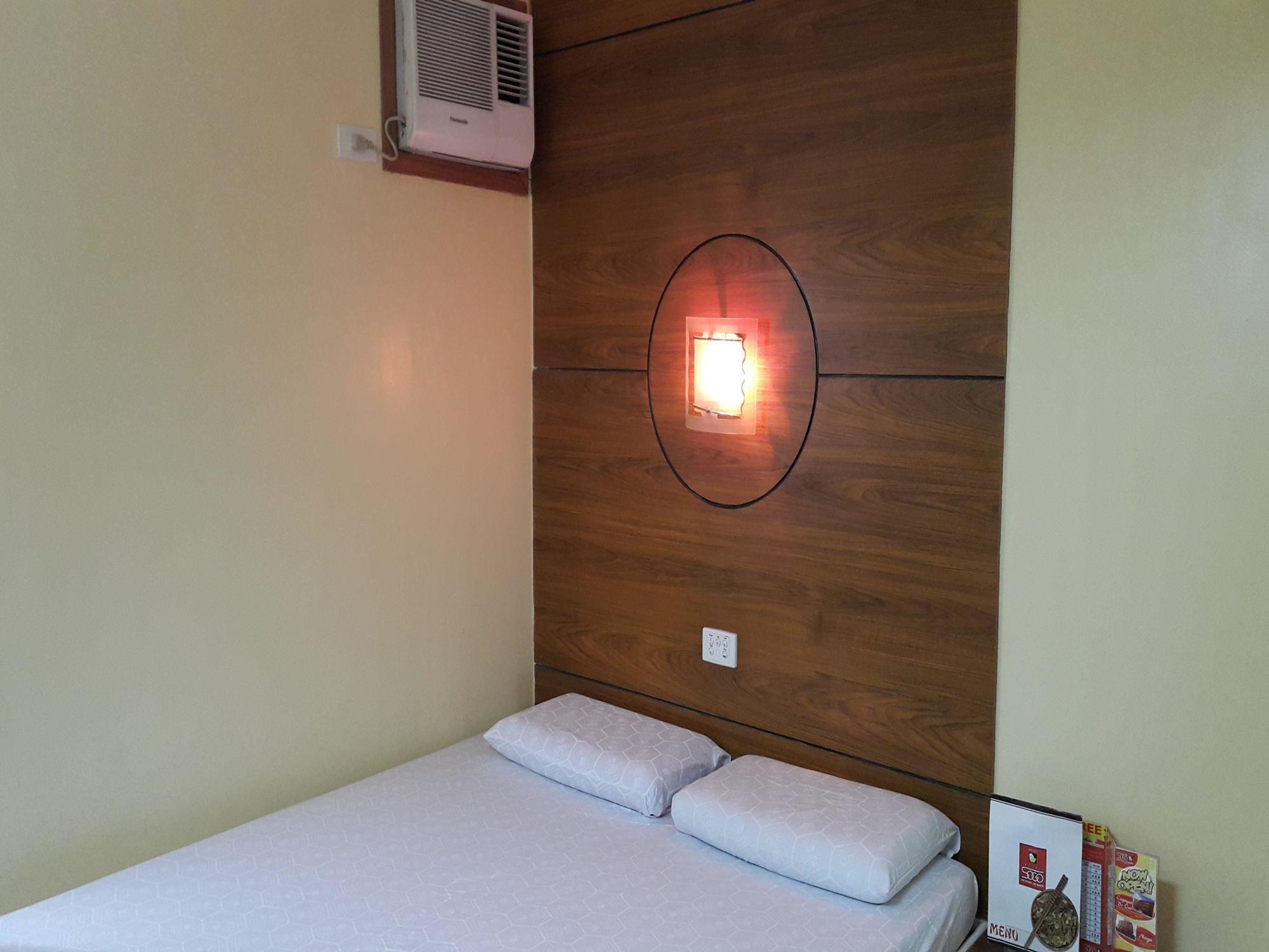 Hotel Sogo Sta Mesa Манила Экстерьер фото