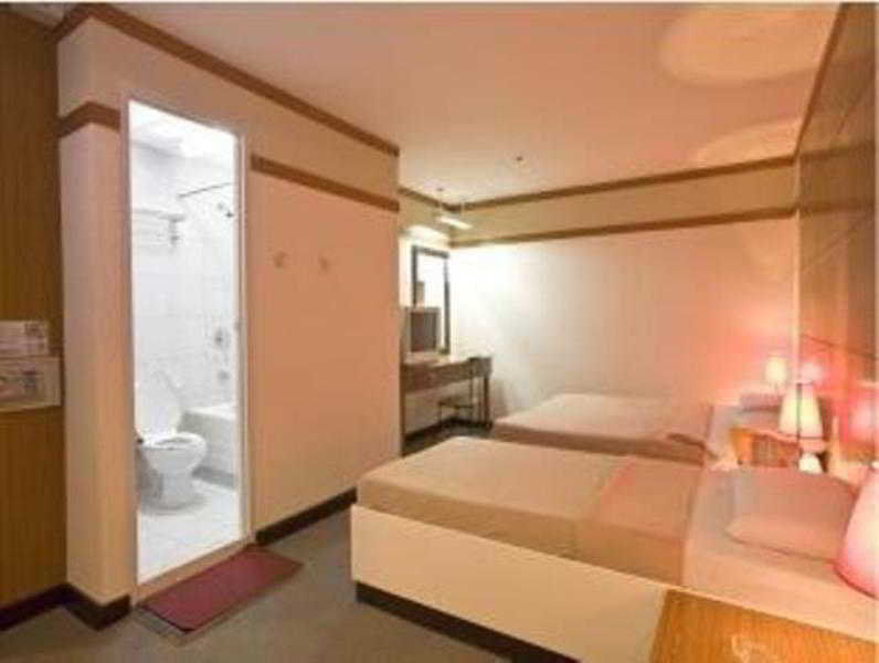 Hotel Sogo Sta Mesa Манила Экстерьер фото
