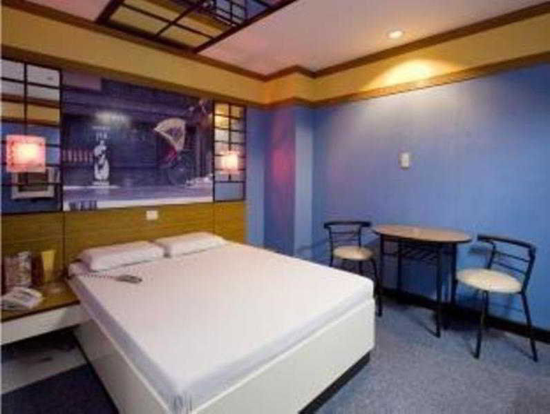 Hotel Sogo Sta Mesa Манила Экстерьер фото